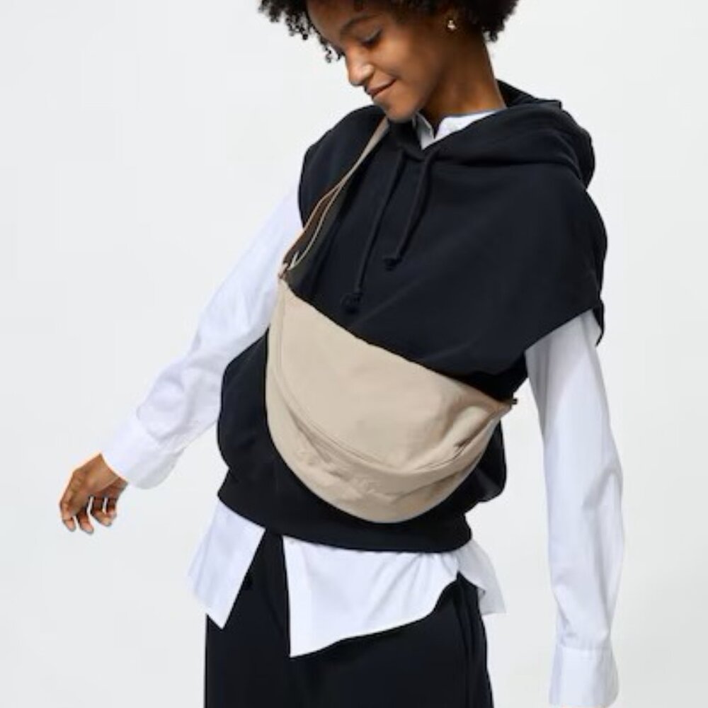 Round Mini Shoulder Bag-beige